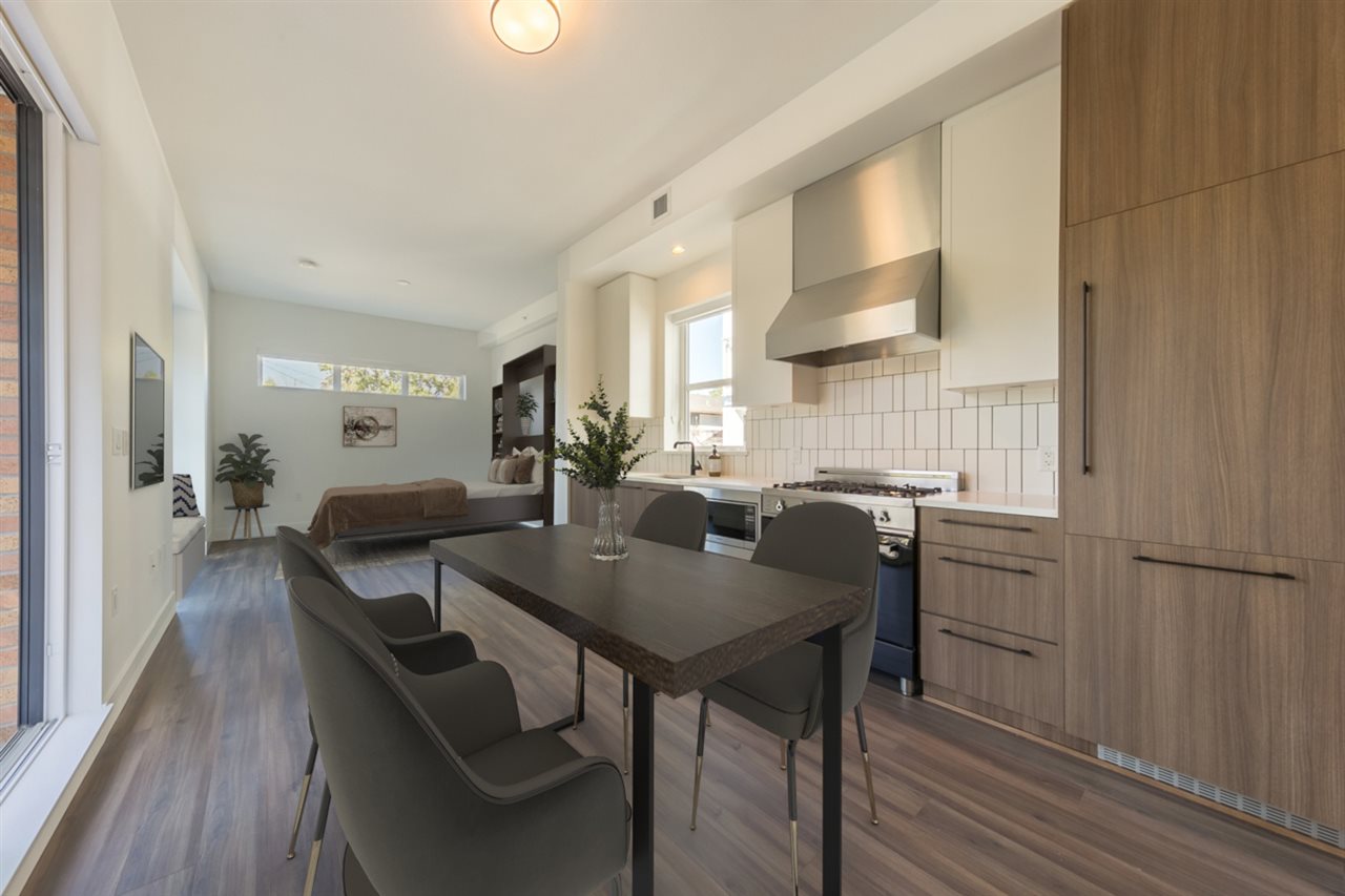 2-6939 Cambie Street, Vancouver, BC, V6P 0J1