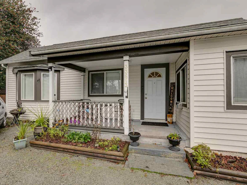 33613 1st Avenue, Mission BC V2V 1H3