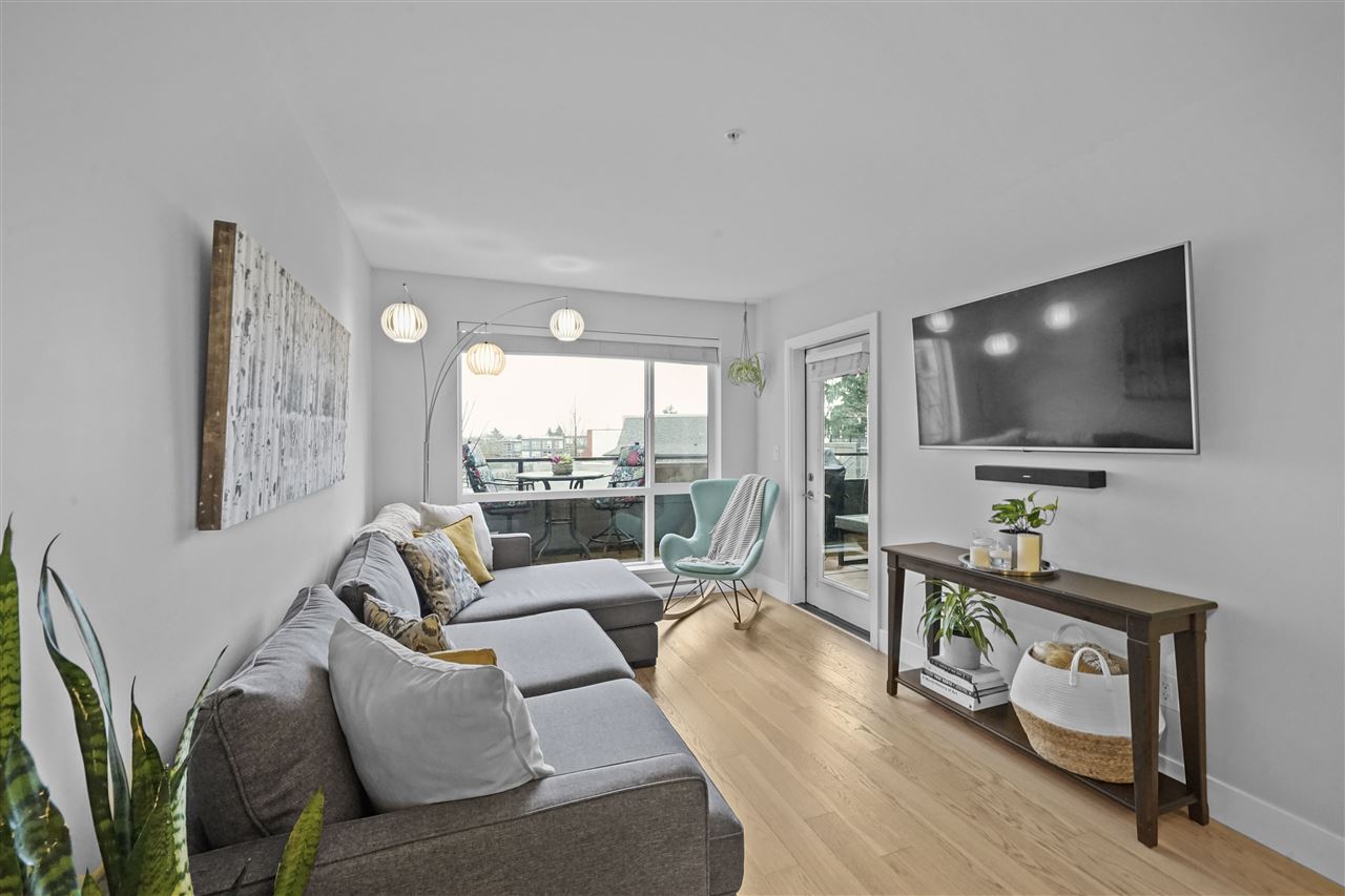 206-233 Kingsway, Vancouver, BC, V5T 3J5