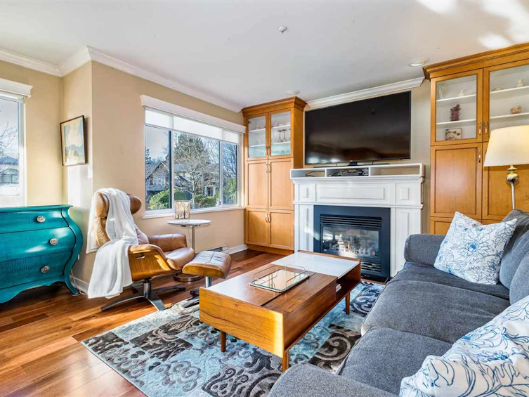 202-5626 Larch Street, Vancouver, BC, V6M 4E1