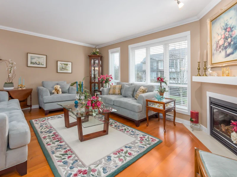 8 - 1233 Main Street, Squamish BC V8B 0P7