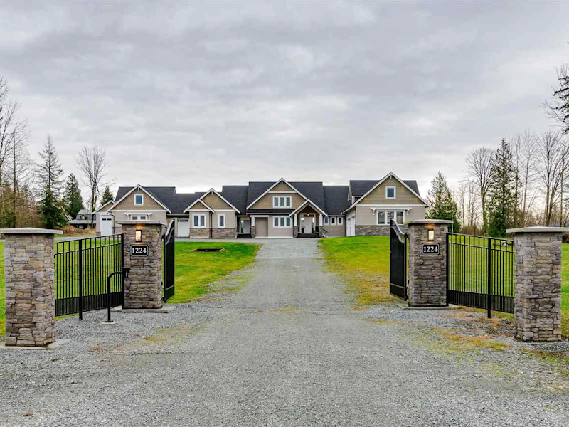 1224 240th Street, Langley BC V2Z 2Y6