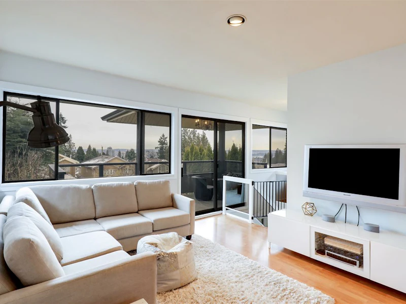 312 E 27th Street, North Vancouver BC V7N 1B8