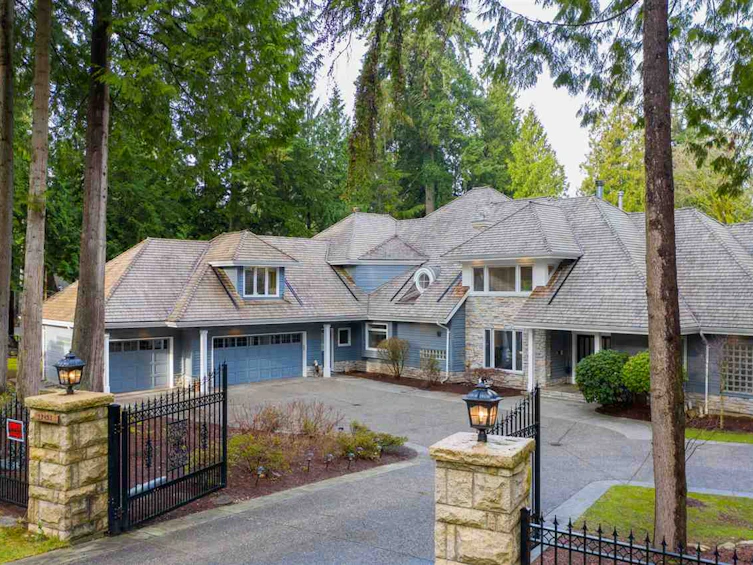 13451 Vine Maple Drive, Surrey, BC, V4P 1W8