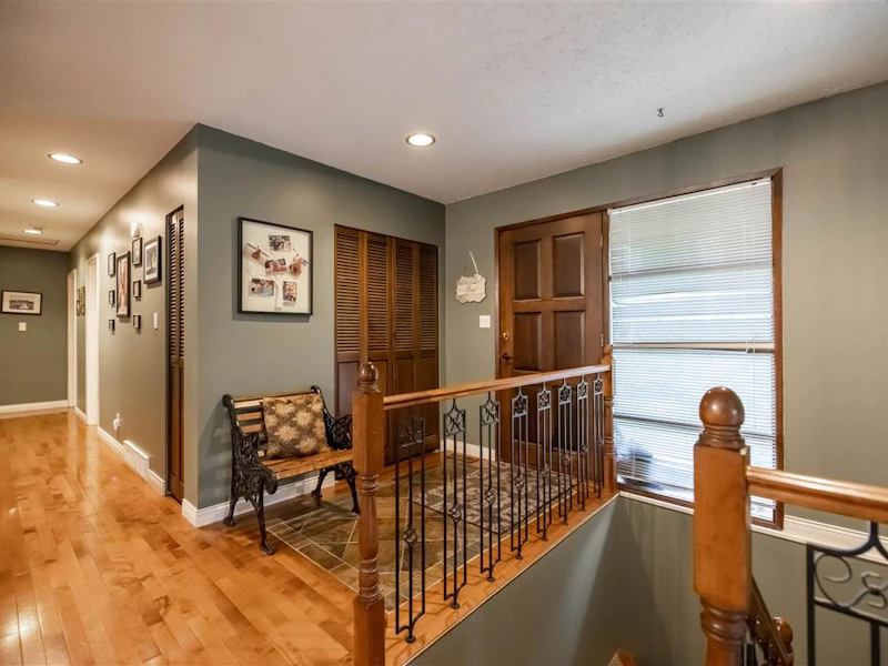 2630 Sunnyside Crescent, Abbotsford BC V2T 1Y2
