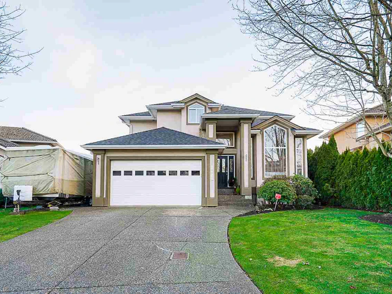 16922 80a Avenue, Surrey BC V4N 4Y7
