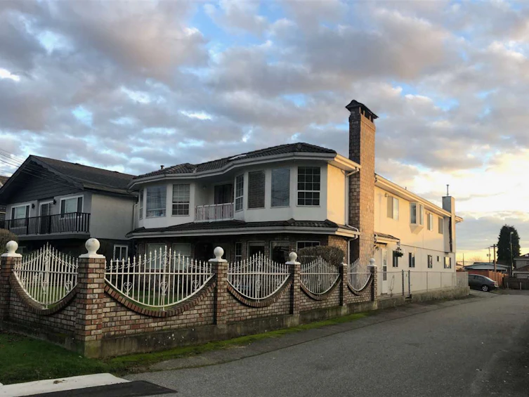 728 E 53rd Avenue, Vancouver, BC, V5X 1J6