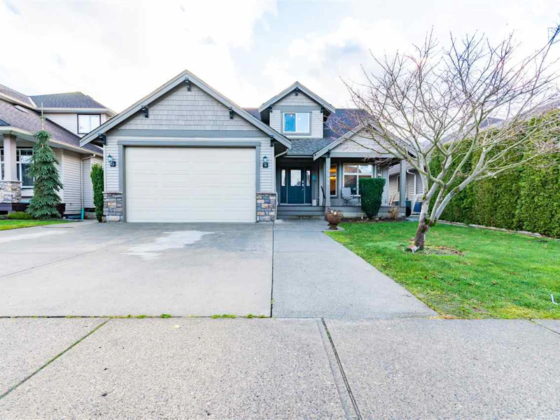 44448 Bayshore Avenue, Chilliwack BC V2R 0A5