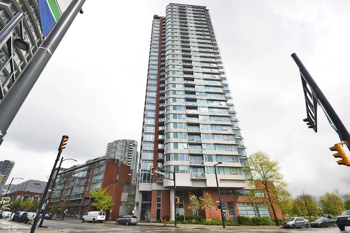 3303-688 Abbott Street, Vancouver, BC, V6B 0B9