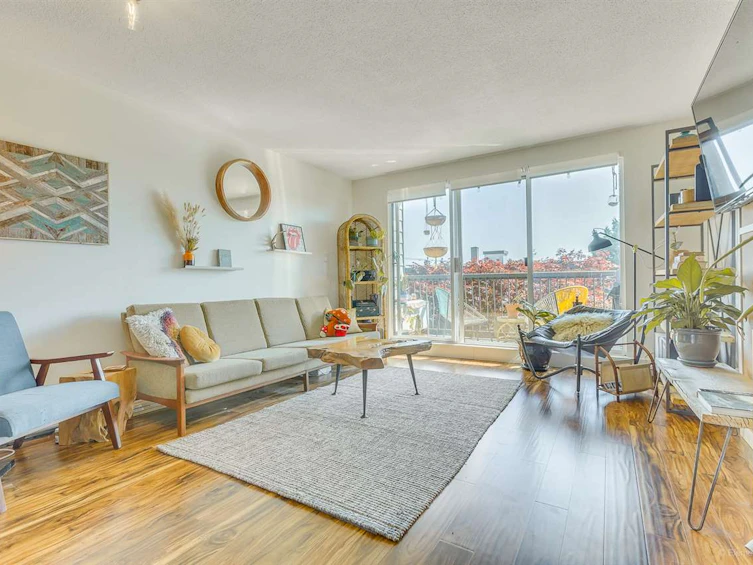 109-340 W 3rd Street, North Vancouver, BC, V7M 1G4