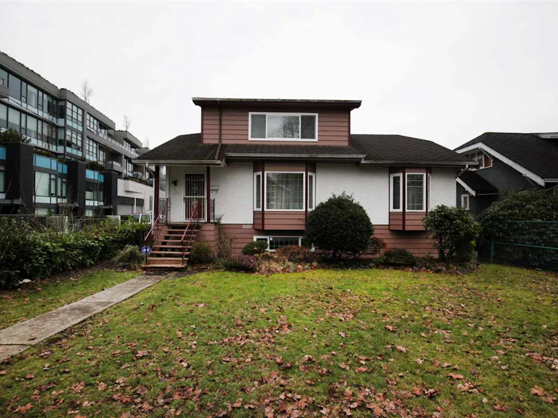 2122 W 47th Avenue, Vancouver BC V6M 2M7