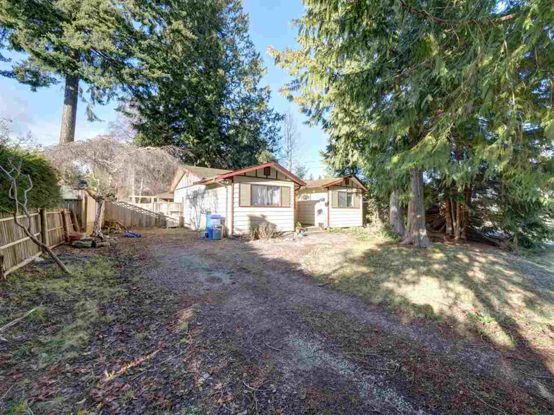 5669 Surf Circle, Sechelt BC