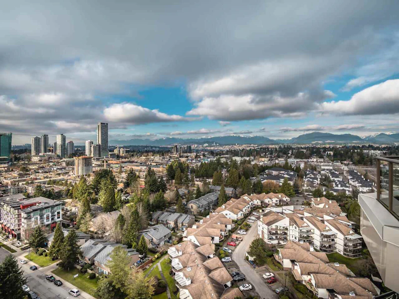 2001 - 13880 101st Avenue, Surrey BC V3T 5T1