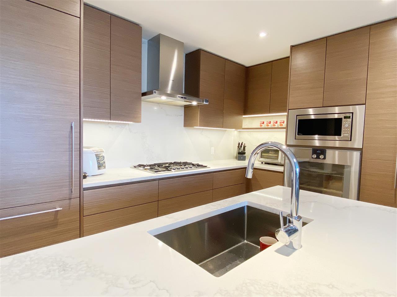 305-5693 Elizabeth Street, Vancouver, BC, V5Y 3K1