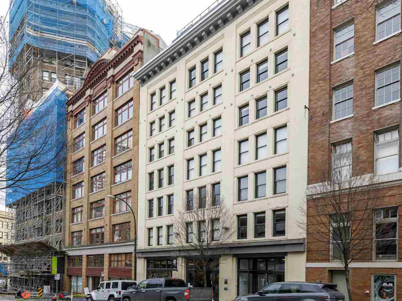 705 - 528 Beatty Street, Vancouver BC V6B 2L3