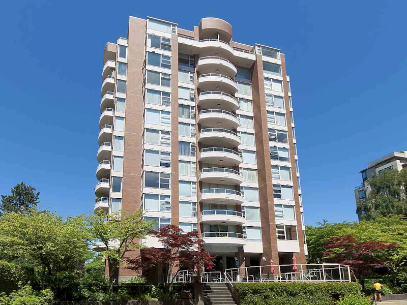 304 - 2350 W 39th Avenue, Vancouver BC V6M 1T9
