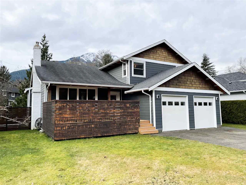41375 Dryden Road, Squamish BC V0N 1H0
