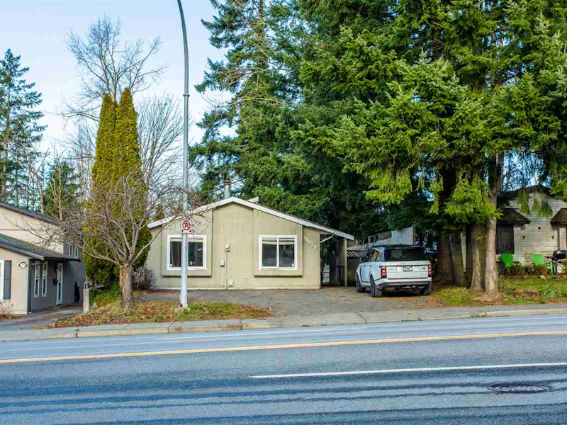 32559 George Ferguson Way, Abbotsford BC V2T 4C8