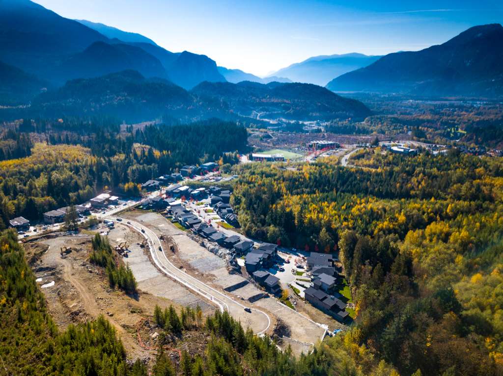5-3385 Mamquam Road, Squamish, BC, V0N 1T0