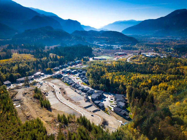5-3385 Mamquam Road, Squamish, BC, V0N 1T0