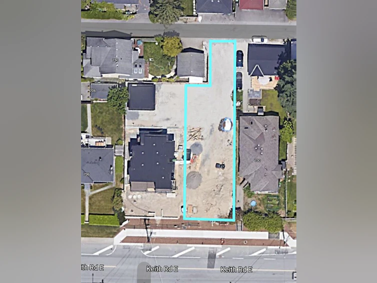 718 E Keith Road, North Vancouver, BC, V7L 1W7