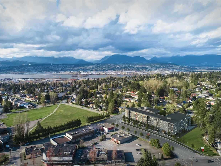 306-10838 Whalley Boulevard, Surrey, BC, V3T 2K5