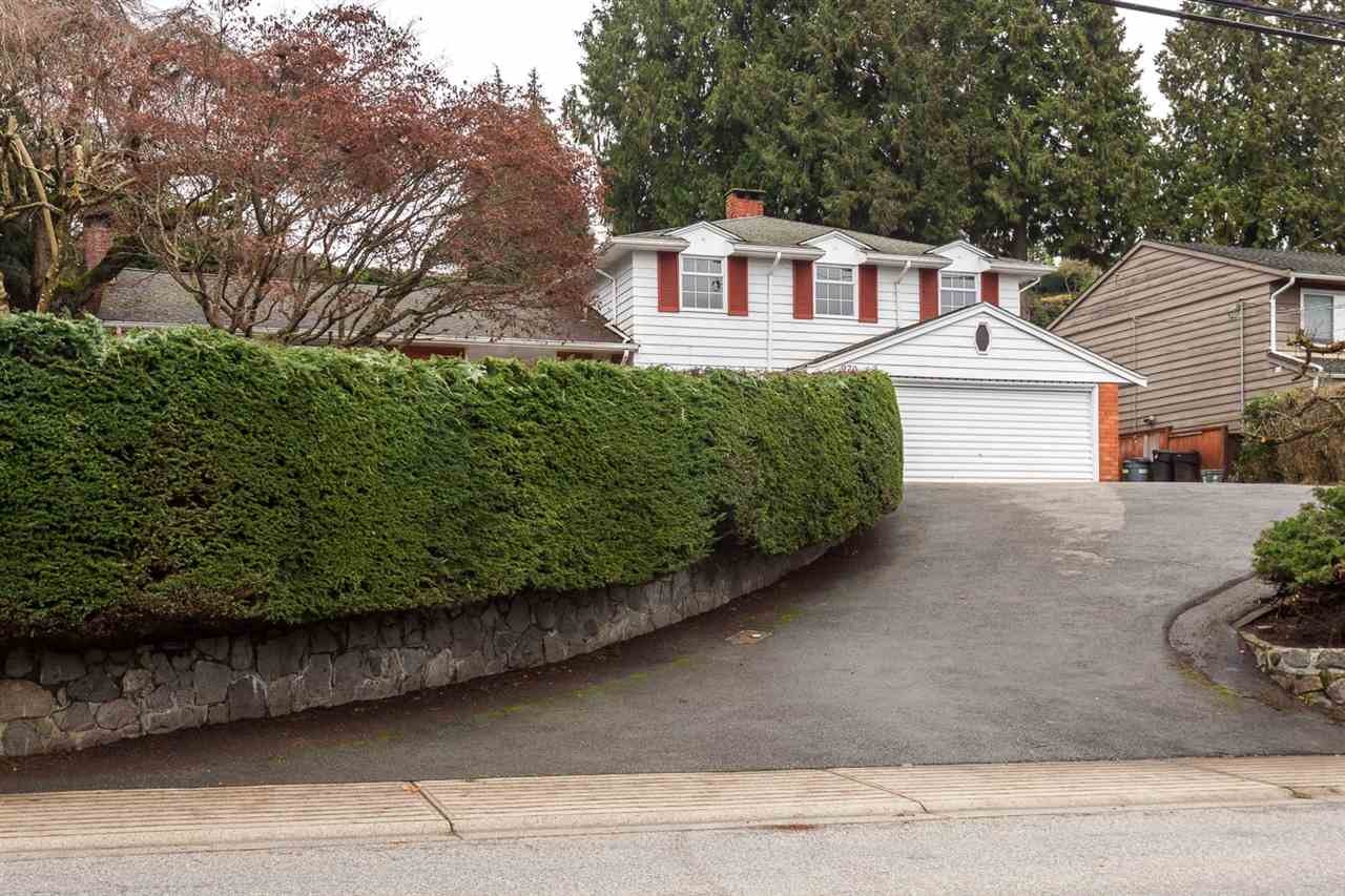 970 11th Street, West Vancouver, BC, V7T 2M3