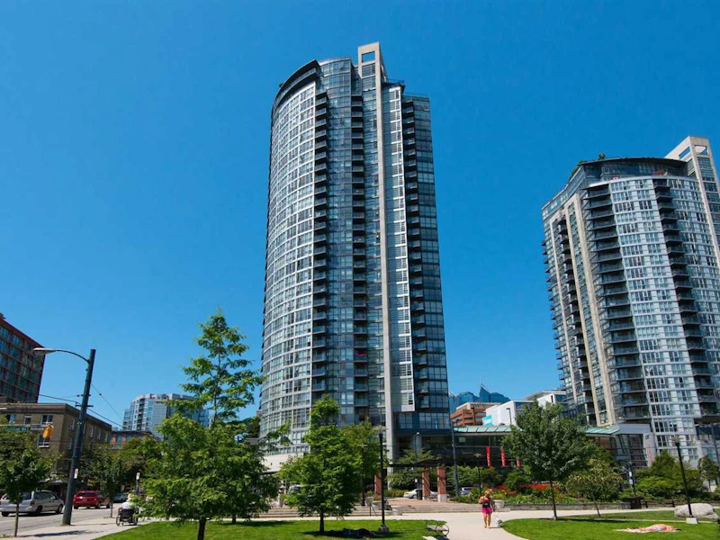 706 - 1199 Seymour Street, Vancouver BC V6B 1K3