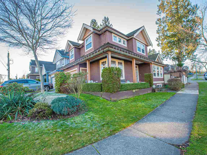 14988 35th Avenue, Surrey BC V3Z 0T4