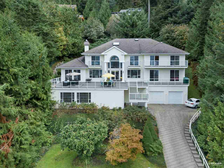 241 Bayview Road, West Vancouver, BC, V0N 2E0