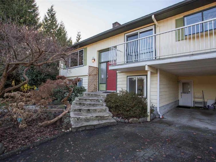 515 N Dollarton Highway, North Vancouver, BC, V7G 1N3