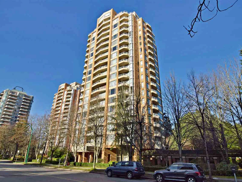 102 - 4689 Hazel Street, Burnaby BC V5H 4R6