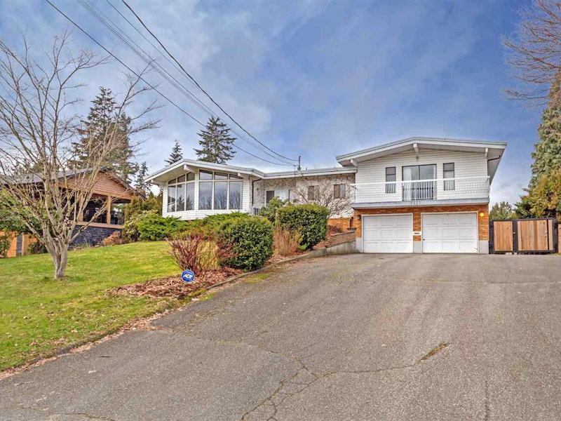 2557 Sunnyside Crescent, Abbotsford BC V2T 1Y1