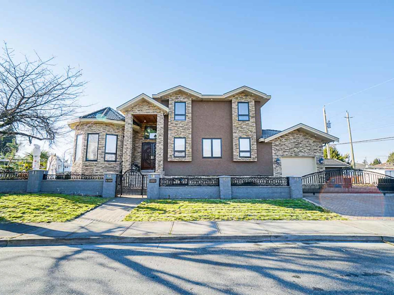 6569 Leibly Avenue, Burnaby BC V5E 3E2