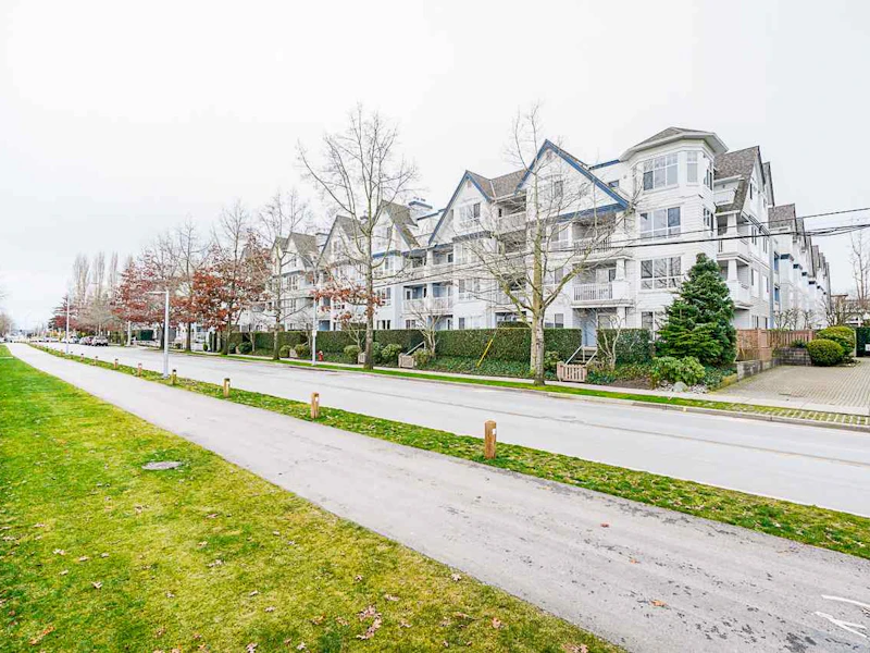 405 - 12633 No. 2 Road, Richmond BC V7E 6N5