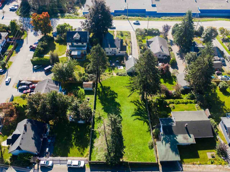 33521 1st Avenue, Mission BC V2V 1H1