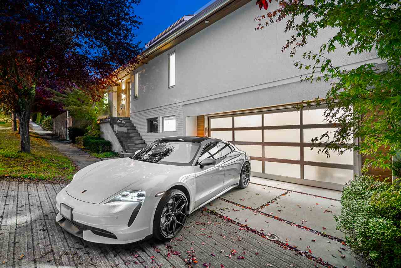 3707 W 13th Avenue, Vancouver, BC, V6R 2S7