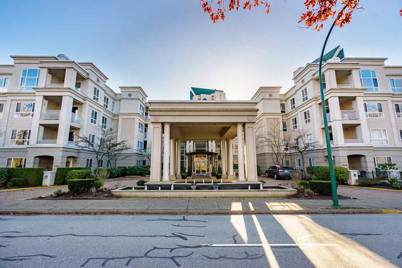 222-3098 Guildford Way, Coquitlam, BC, V3B 7W8