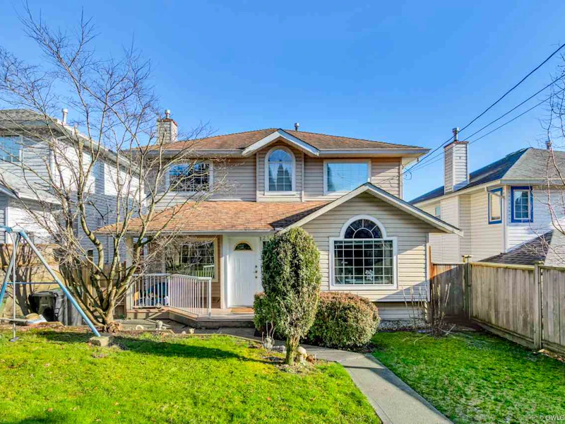 1257 Johnson Street, Coquitlam BC V3B 4T3