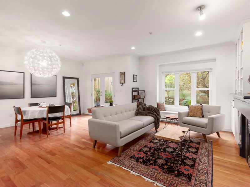 1914 E 4th Avenue, Vancouver BC V5N 1K2