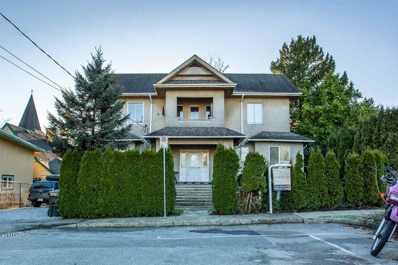 613 Robson Avenue, New Westminster, BC, V3M 1M8
