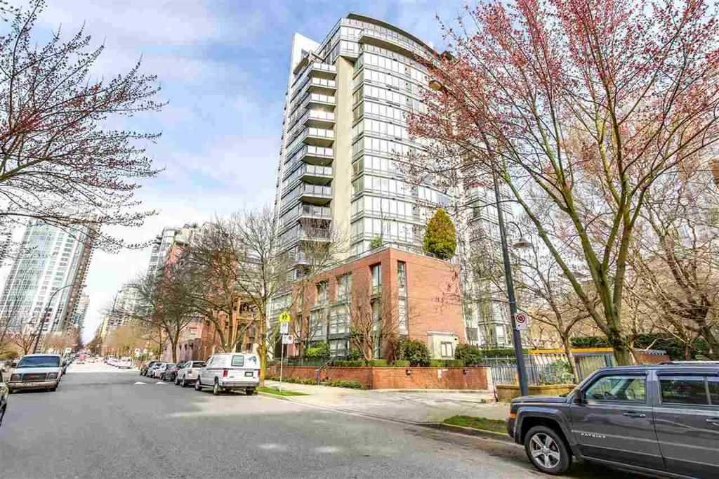 1A-139 Drake Street, Vancouver, BC, V6Z 2T8