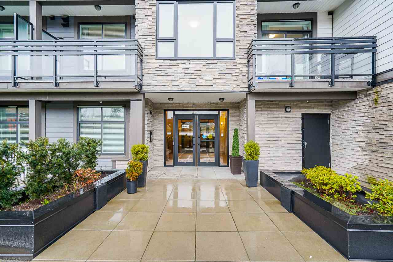 307 9983 E Barnston Drive