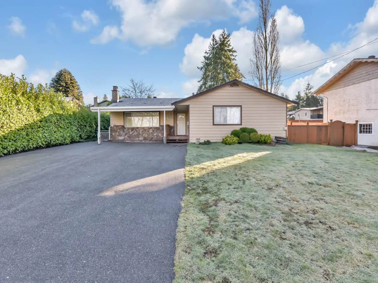 10330 140 Street, Surrey, BC, V3T 4X9
