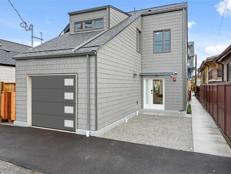 1038 E 14th Avenue, Vancouver, BC, V5T 2N9