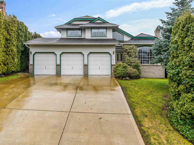 17920 64a Avenue, Surrey BC V3S 7J9