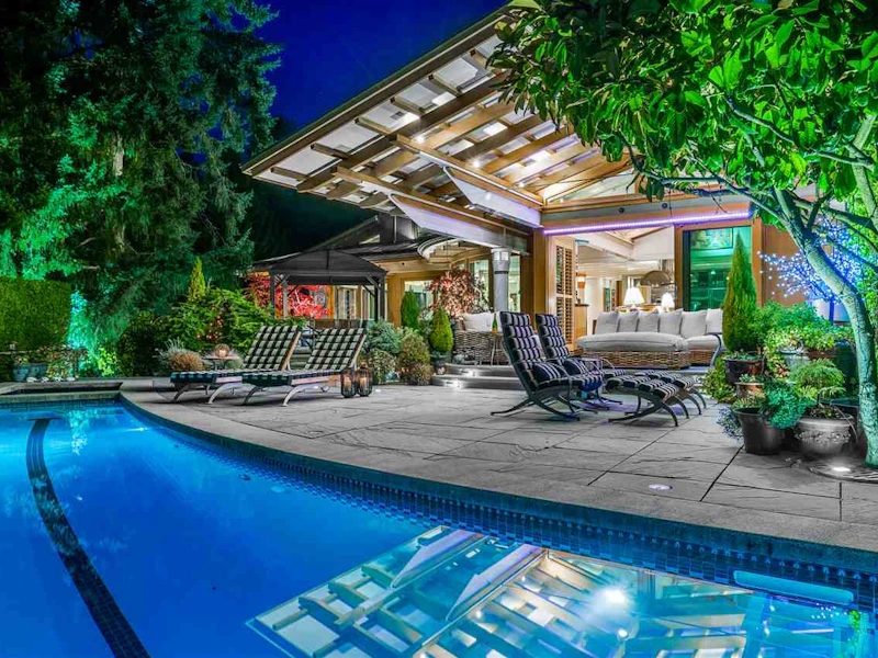 5730 Seaview Road, West Vancouver BC V7W 1P8