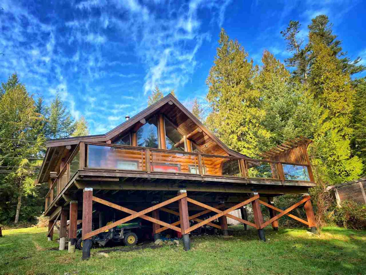 420 Gavin Road, Keats Island, BC, V0N 1V0