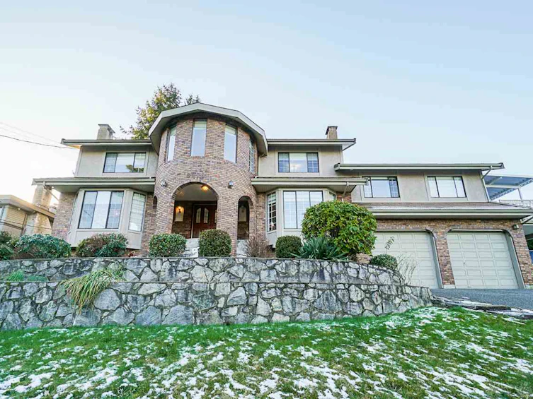3070 Lazy A Street, Coquitlam, BC, V3C 3N9
