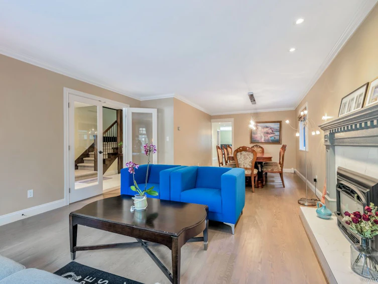 6120 Crown Street, Vancouver, BC, V6N 2B8